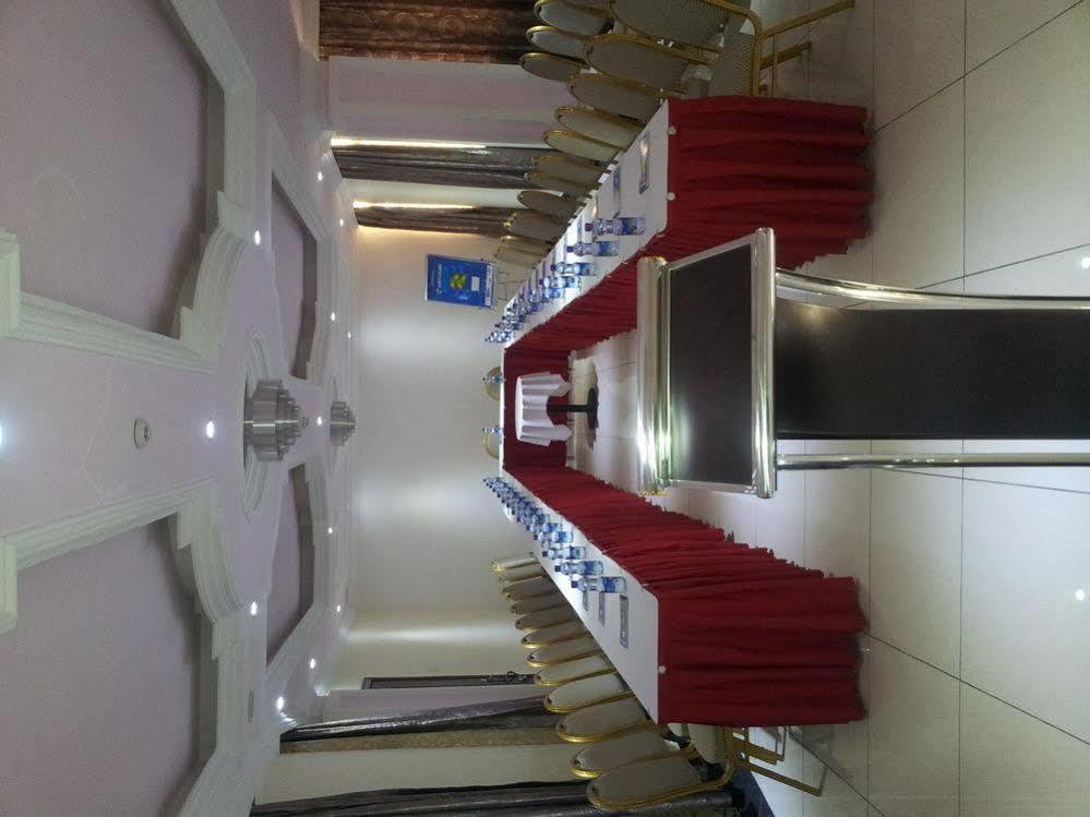 Bole Skygate Hotel Аддис-Абеба Экстерьер фото